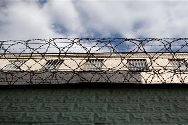 Начальнику виправній колонії загрожує восьмирічний термін