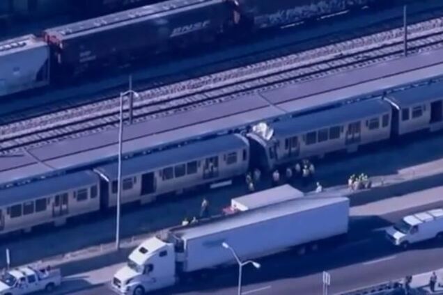 В Чикаго столкнулись поезда метро: есть пострадавшие 