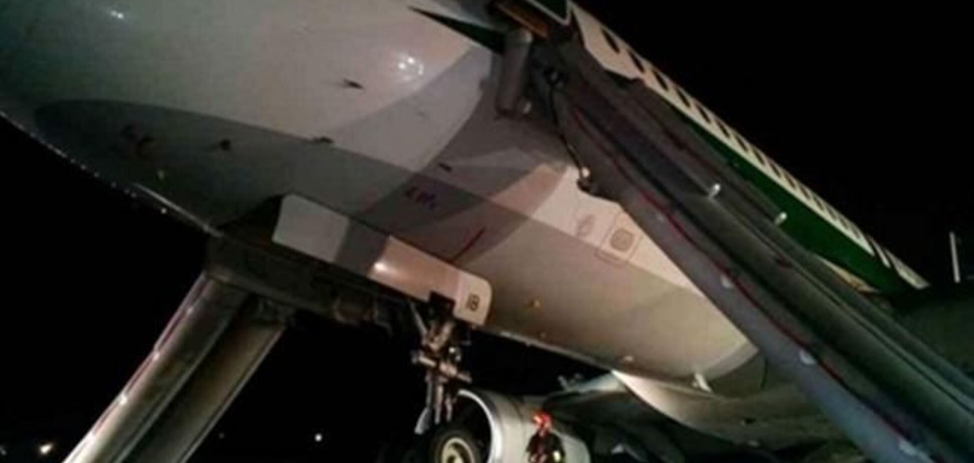 При аварийной посадке Airbus A320 в Риме пострадали 10 человек