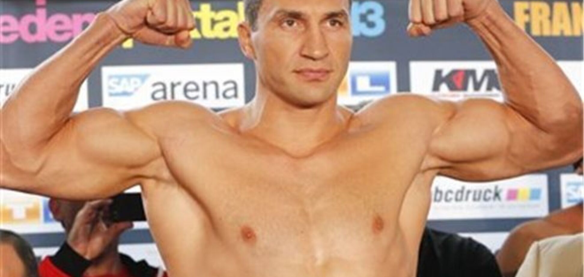 Кличко спародировал Шварценеггера. Фото