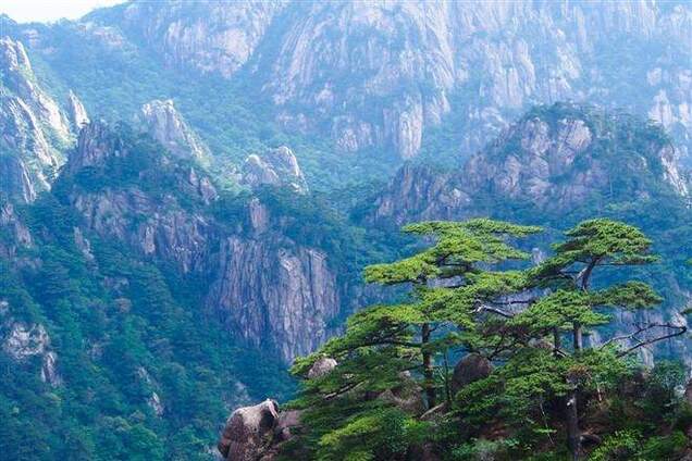 Індія заборонила видобуток руди в священних горах