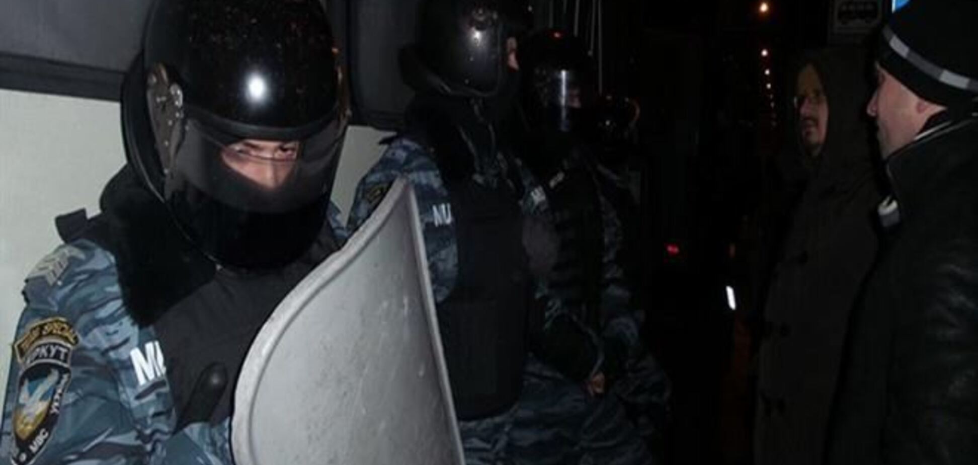 Возле Киево-Святошинского суда пострадали около 30 митингующих - лидер Автомайдана