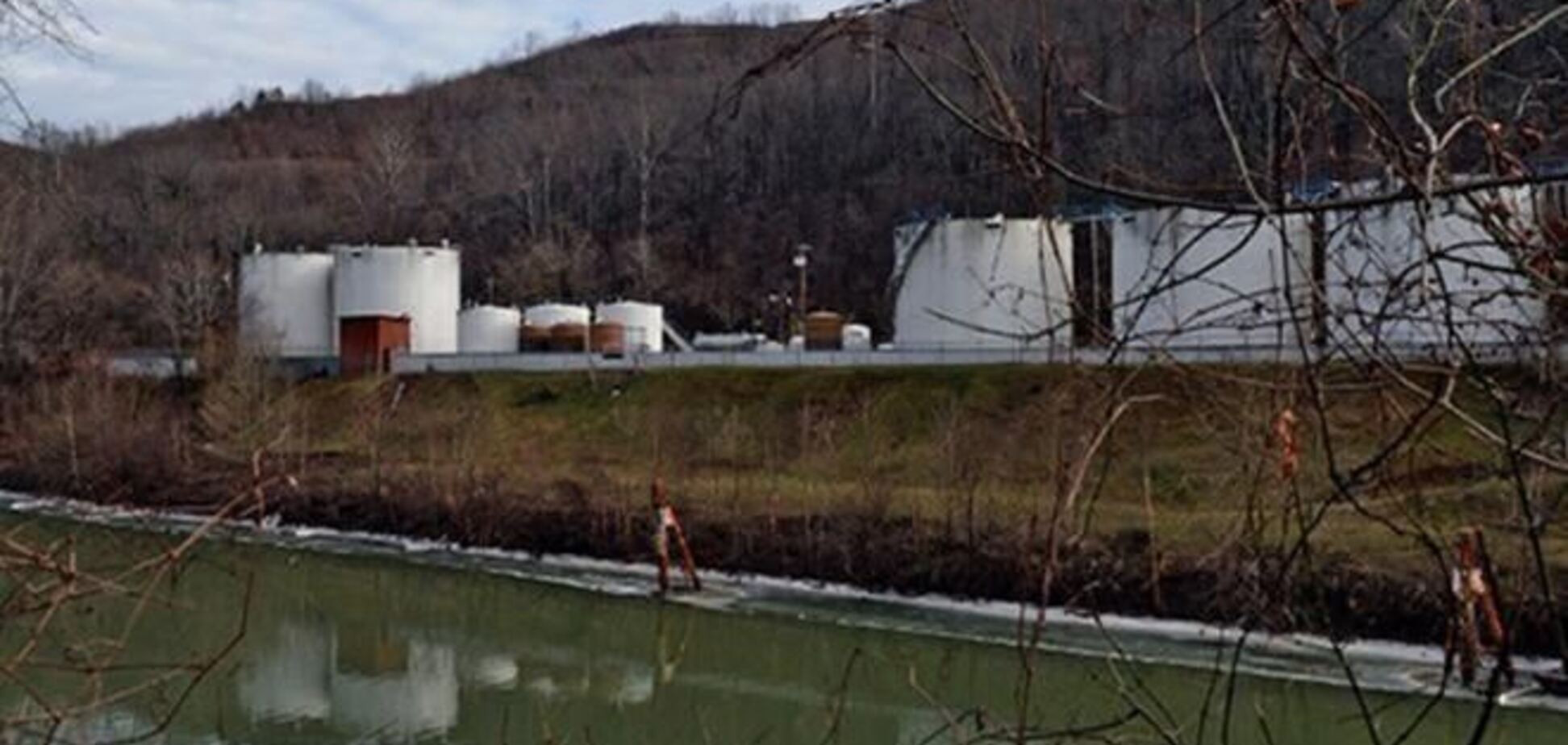 В Западной Вирджинии сняли запрет на использование воды из крана
