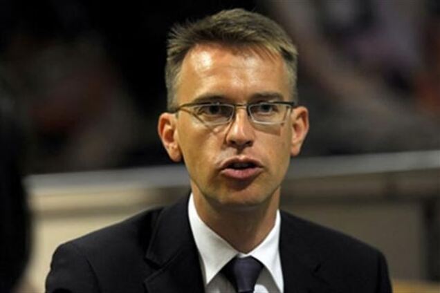 Кому врет пресс-секретарь Фюле?