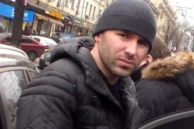 Водія іномарки, побитого на Хрещатику, погрожували вбити