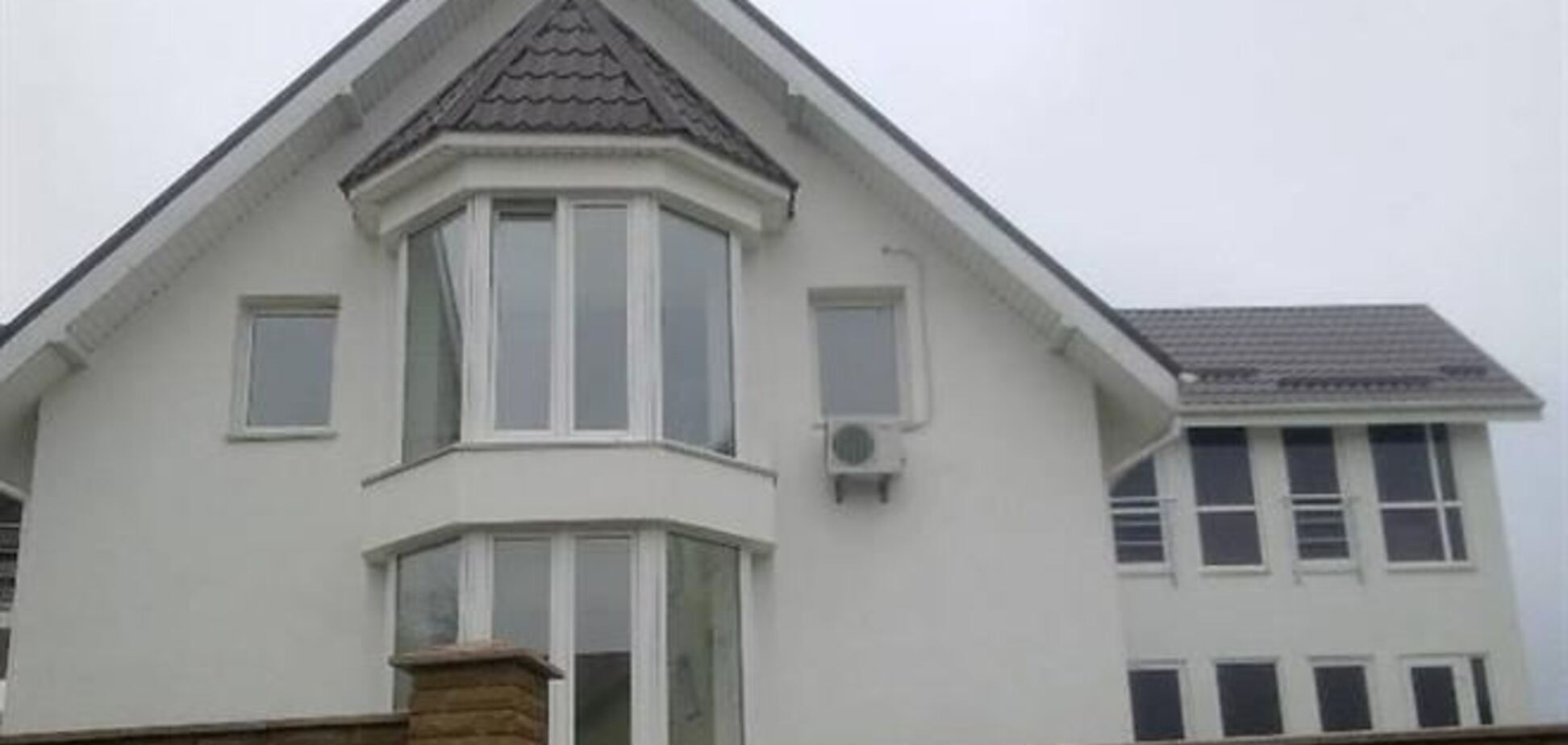 Судья в деле 'васильковских террористов' продает дом за 3,5 млн грн