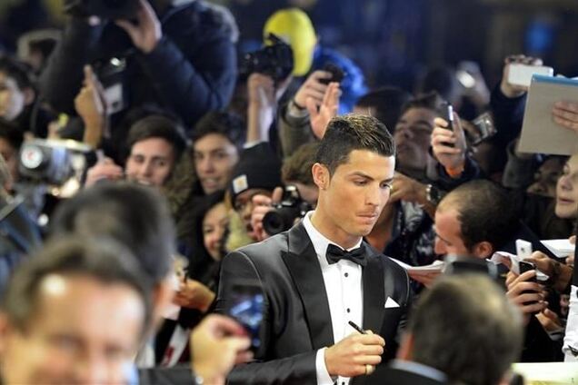 'Золотой мяч': Ротань голосовал за Хави, Фоменко за Роналду