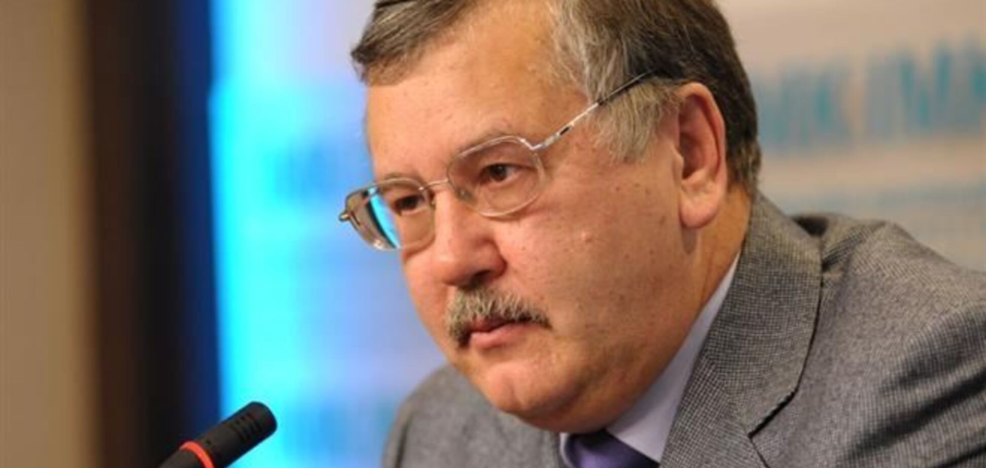 Гриценко: люди Яценюка могли знати про те, що буде розгін студентів 30 листопада