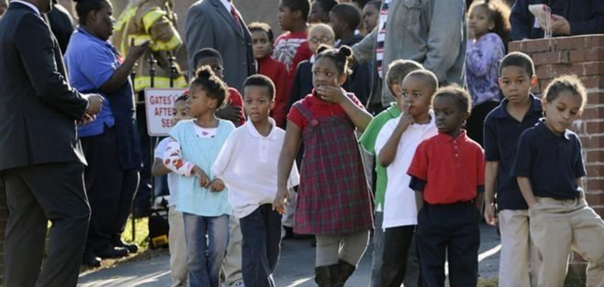 В США неизвестный открыл стрельбу в школе