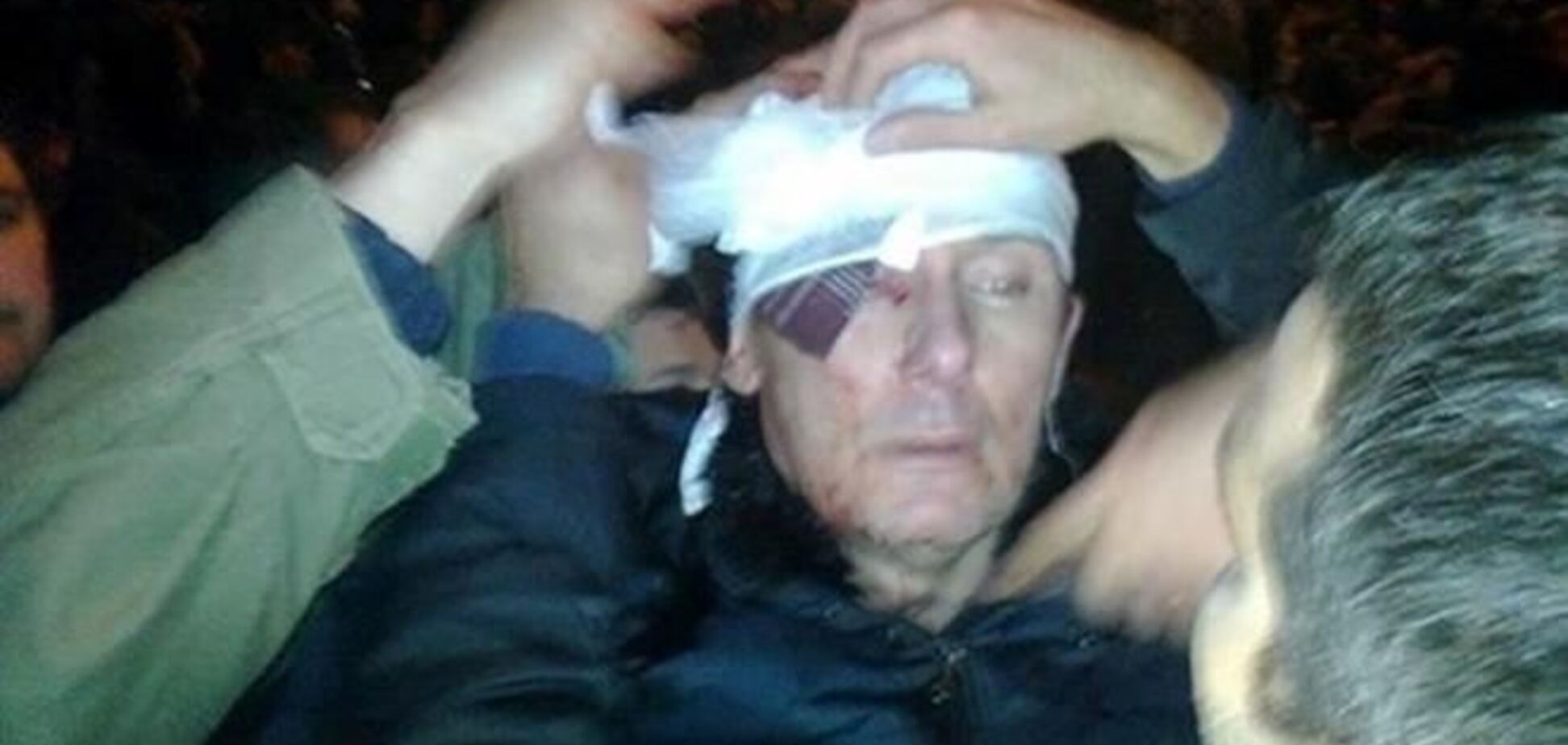 Посол Германии передал Луценко цветы