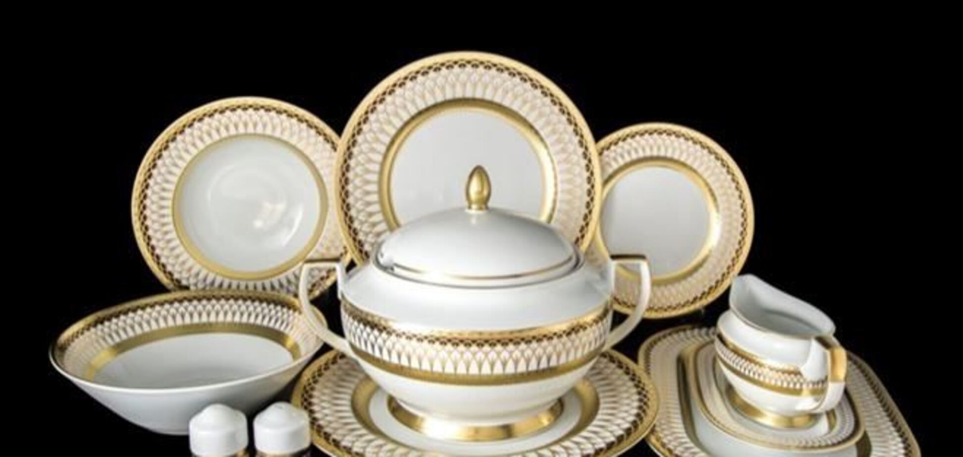 Для резиденции Лукашенко закупят золотые тарелки