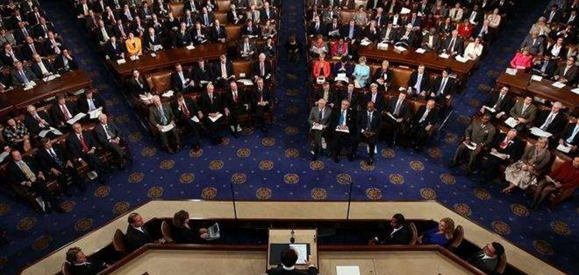 Конгресс продлил финансирование правительства США 