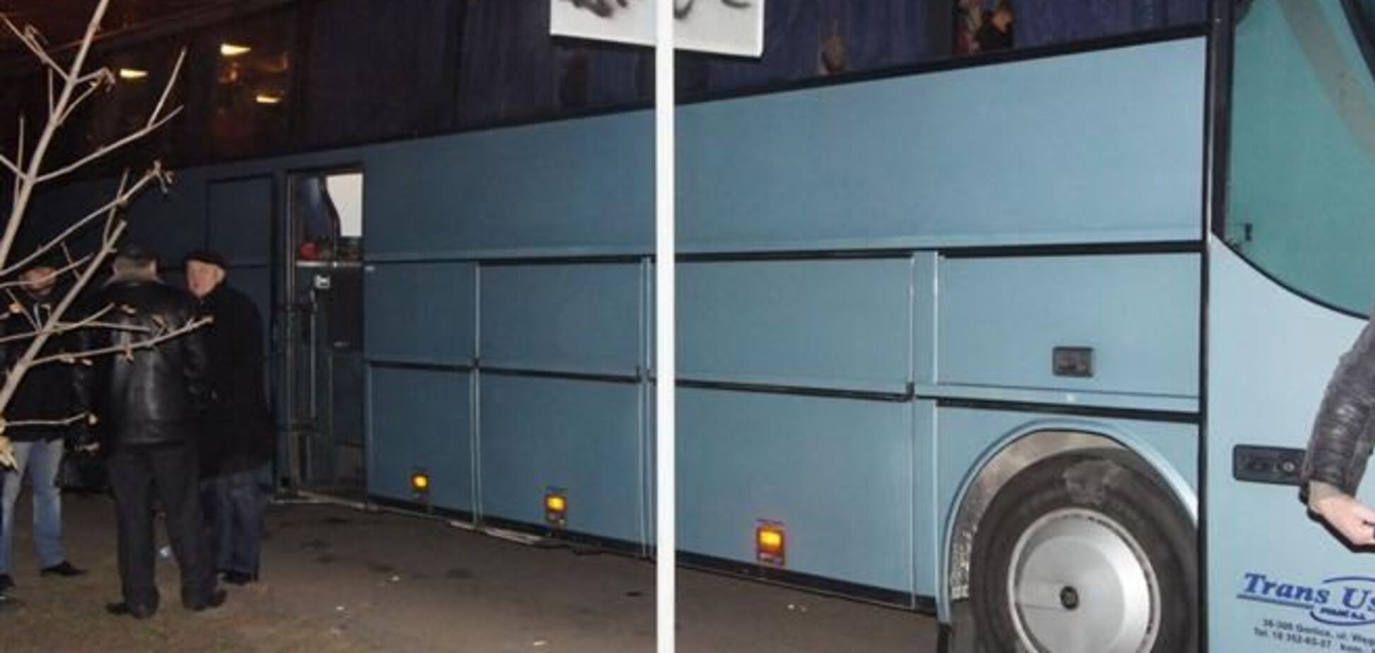 Автобус с митингующими от Партии регионов раздавил свою же пассажирку