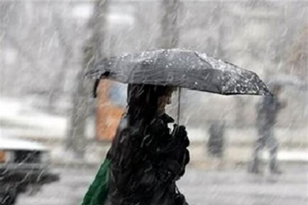 В четверг в Украине - снег с дождем и сильный ветер