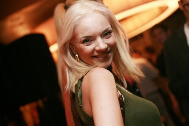 Адвокат Окунской: Власенко силой удерживал избитую Окунскую в квартире