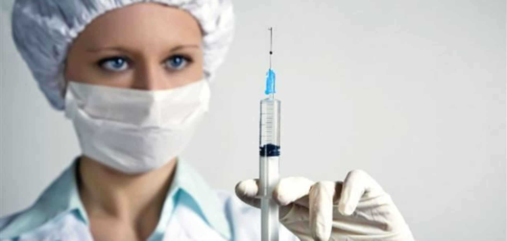 Украинцы массово делают прививки от гриппа
