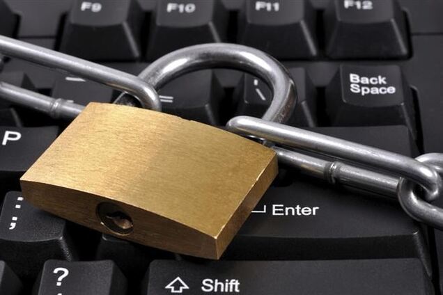 В Украине принят закон о блокировании сайтов