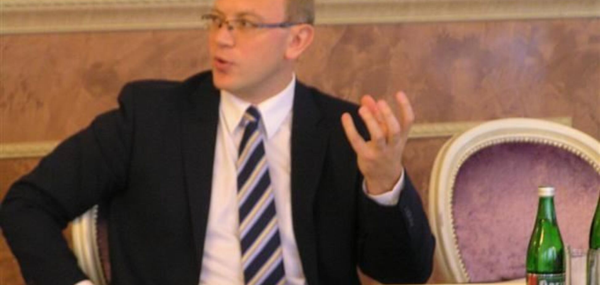 ПР готовится принять бюджет-2014 в Украинском доме или на Банковой