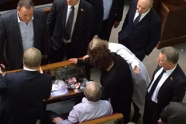 В ПР намерены снять неприкосновенность с нардепа, разбившего лоб регионалу