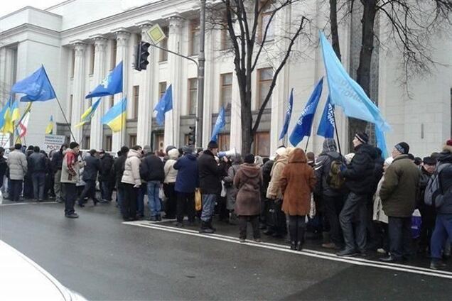 Азарова поразил оптимизм антимайдановцев