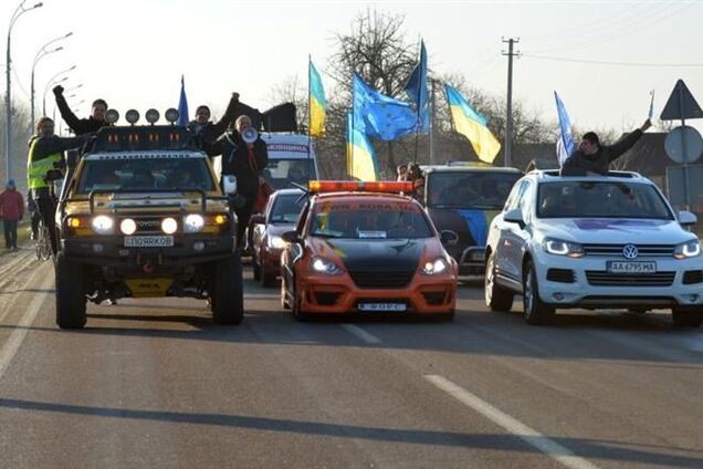 Регионал подтвердил, что закон о езде в колонне писали под Автомайдан