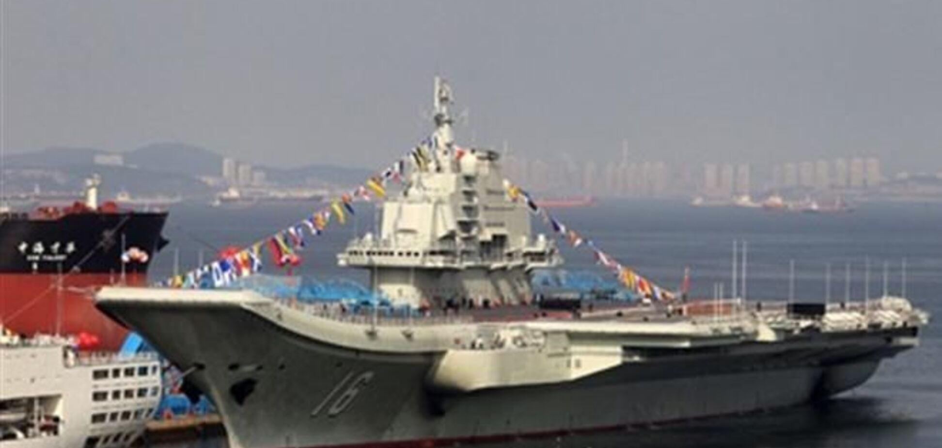 Китай построит собственный авианосец