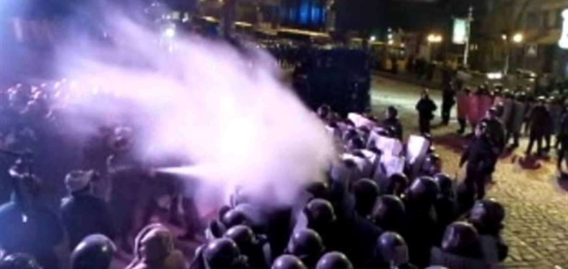 Польша призвала украинскую власть и оппозицию к диалогу