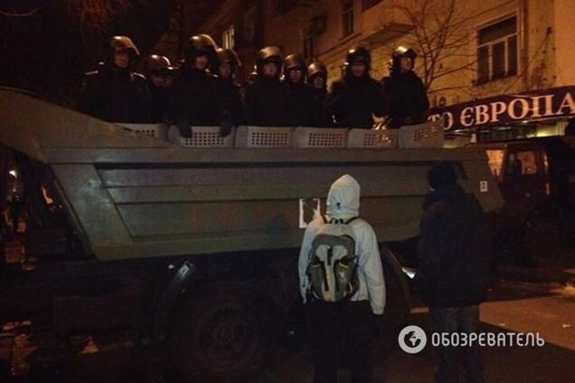 Силовики не пропускают людей к Раде: нас не волнует, журналисты вы или трупы