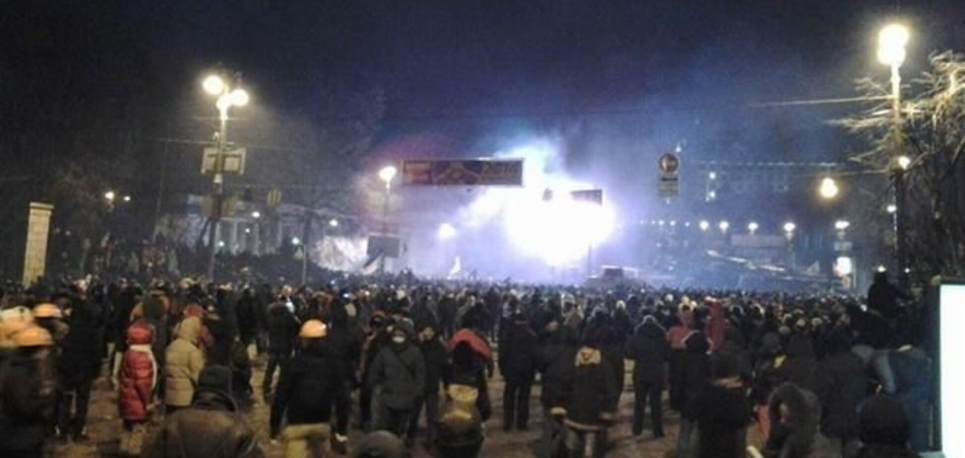 МВД: от действий протестующих пострадали 25 работников внутренних войск