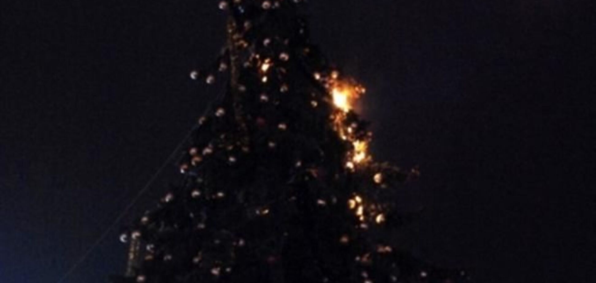 В Ивано-Франковске горела новогодняя елка