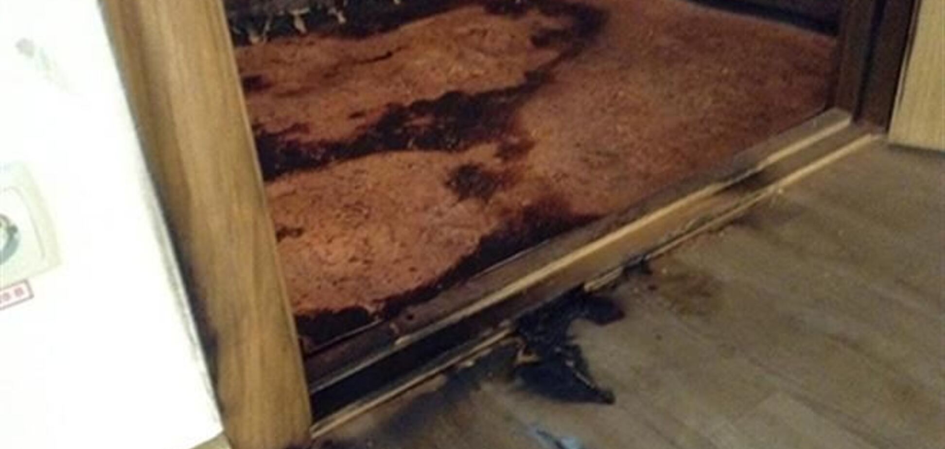 Неизвестные пытались устроить пожар в Доме профсоюзов