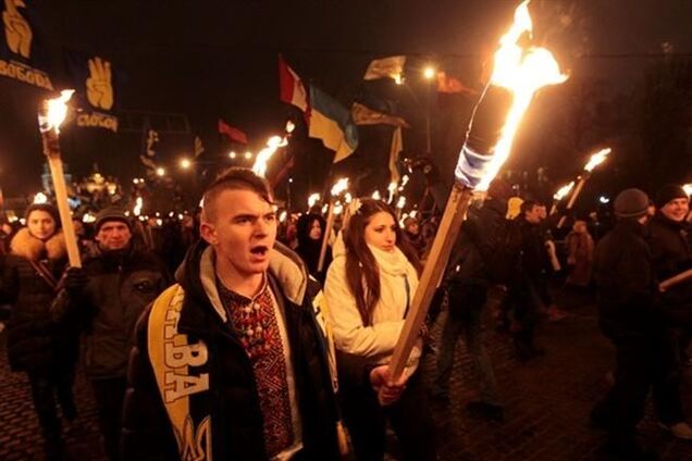 Колесниченко: на Евромайдане внедряются неонацистские идеи