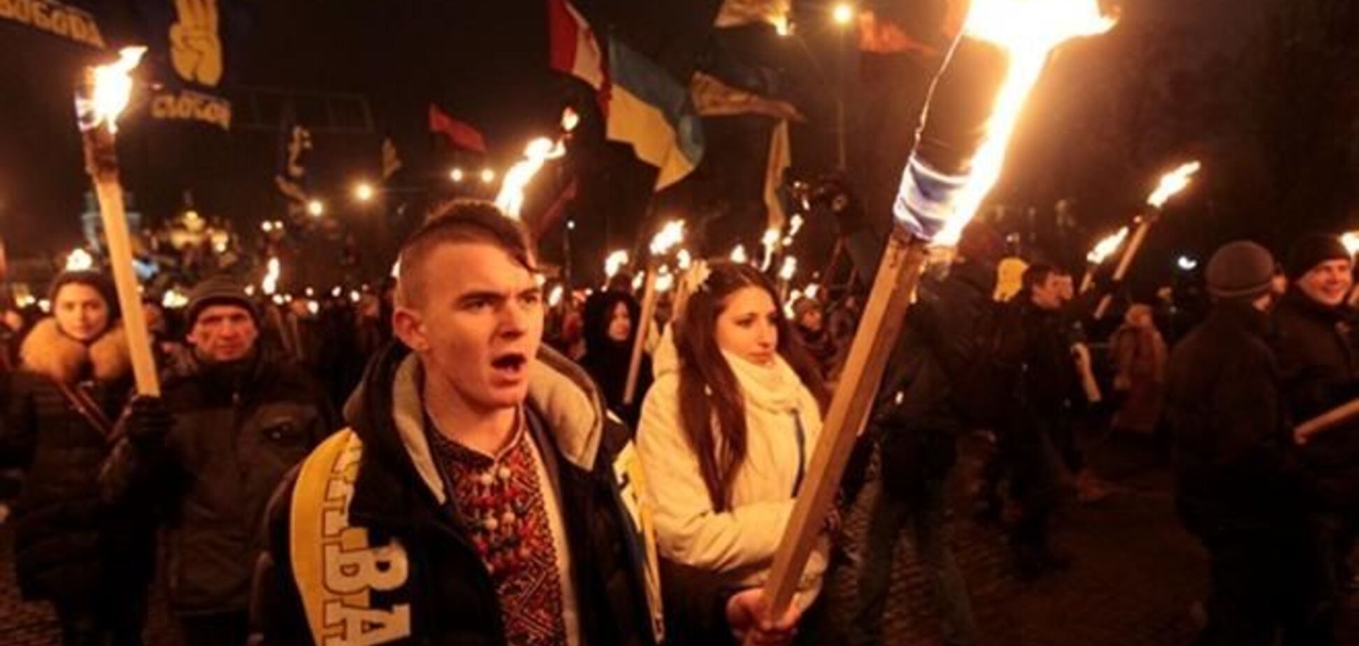 Колесніченко: на Евромайдане впроваджуються неонацистські ідеї