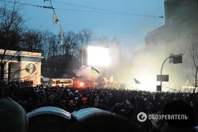 Зіткнення на Грушевського: госпіталізовано 42 людини