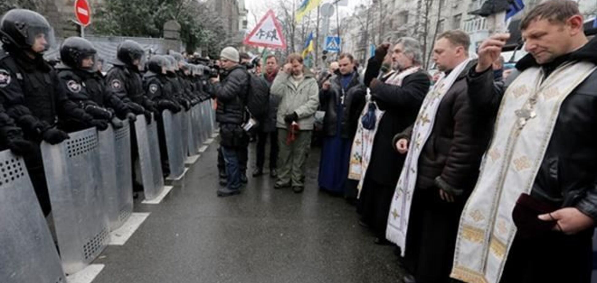 Филарет лишил сана 'духовного коменданта' Майдана