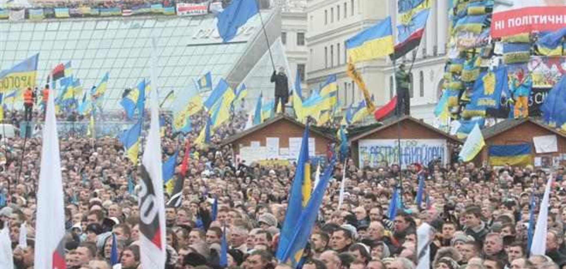 Політолог: через бездіяльність опозиції влада захопила вулиця