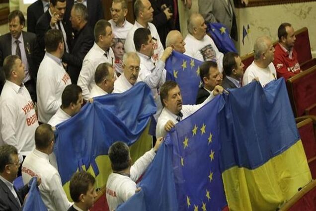 Британський експерт: важко уявити, як українська опозиція вибере єдиного лідера