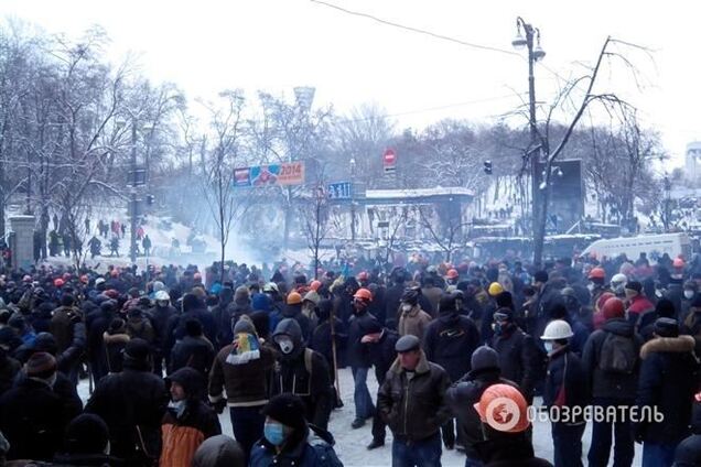 Вечером в Украине могут ввести ЧП - источник