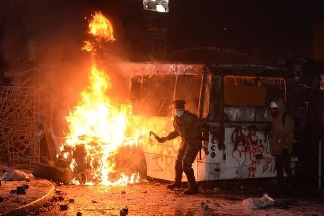 В МВД подтвердили смерть протестующего на Грушевского