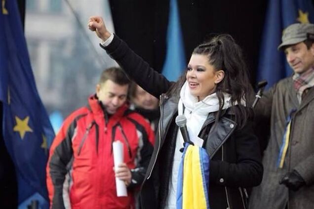 Руслана поделилась новыми фото с Евромайдана