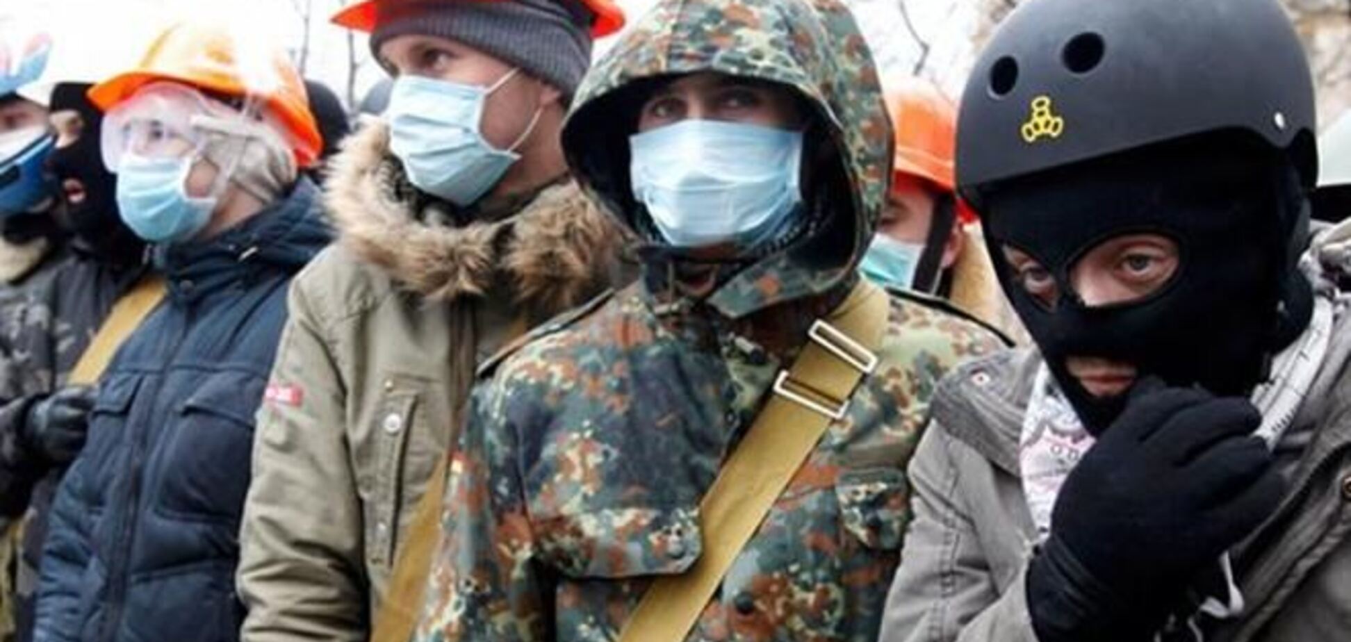 В столичных магазинах стройматериалов заканчиваются каски - СМИ