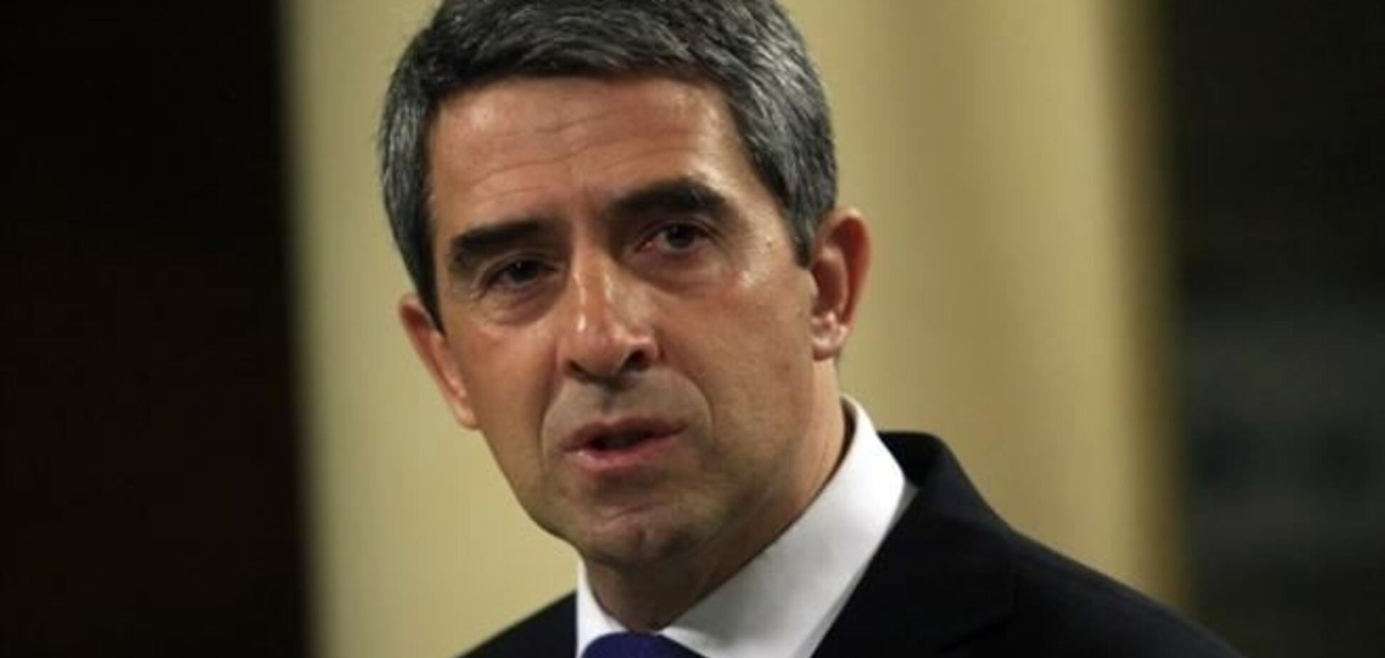 Президент Болгарии отложил визит в Киев из-за нарушения прав украинцев