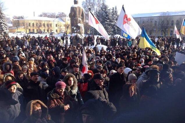 Житомирский облсовет пытались захватить пикетчики
