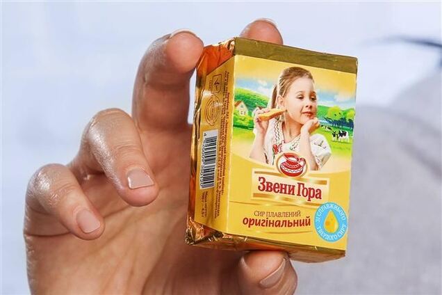 Французы покупают на сувениры украинский плавленый сыр