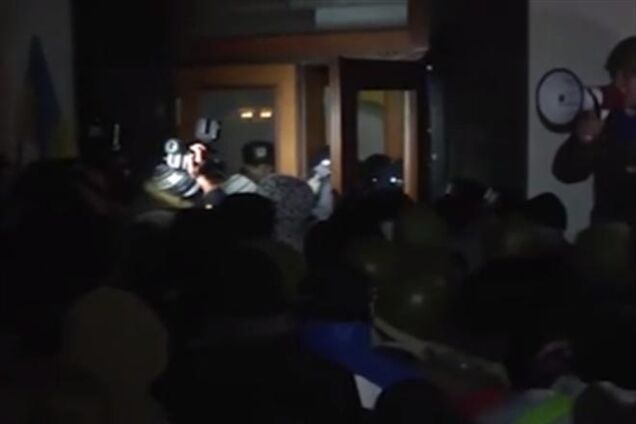 МВД возбудило дело против захвативших Тернопольскую ОГА