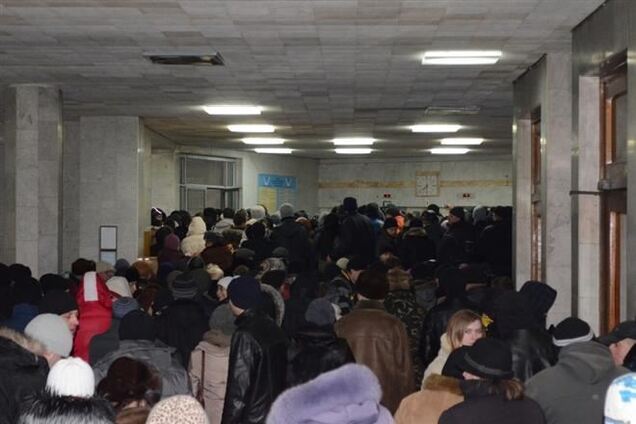 Захваты ОГА в 7 регионах Украины: последствия и подробности событий