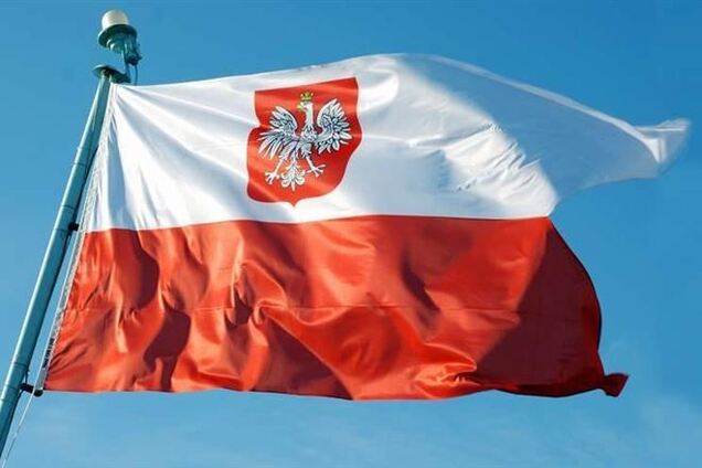 В поддержку Майдана в отставку подал почетный консул Украины в Познани