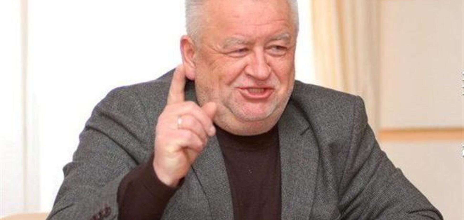 Голова Волинської ОДА просить звільнити його заради миру в Україні