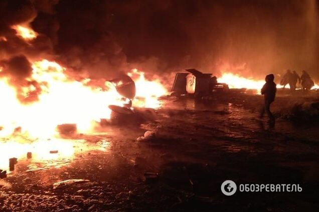 МВД: протестующие на Грушевского нарушили перемирие