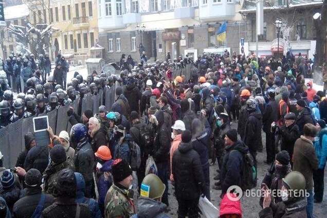 Забрать активистов из больницы милиции разрешили медики